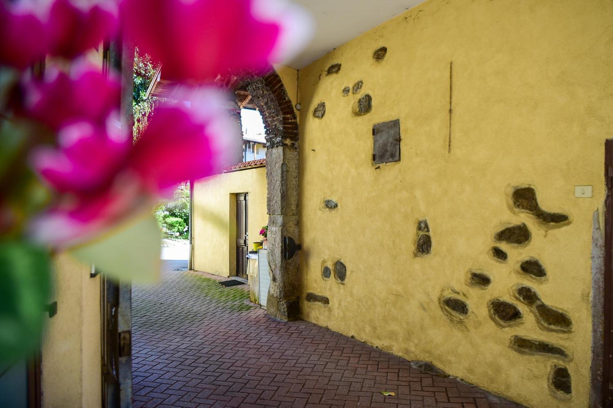 La Casa Dei Laghi 1 Comabbio Monate Maggiore Orta Mercallo Ngoại thất bức ảnh